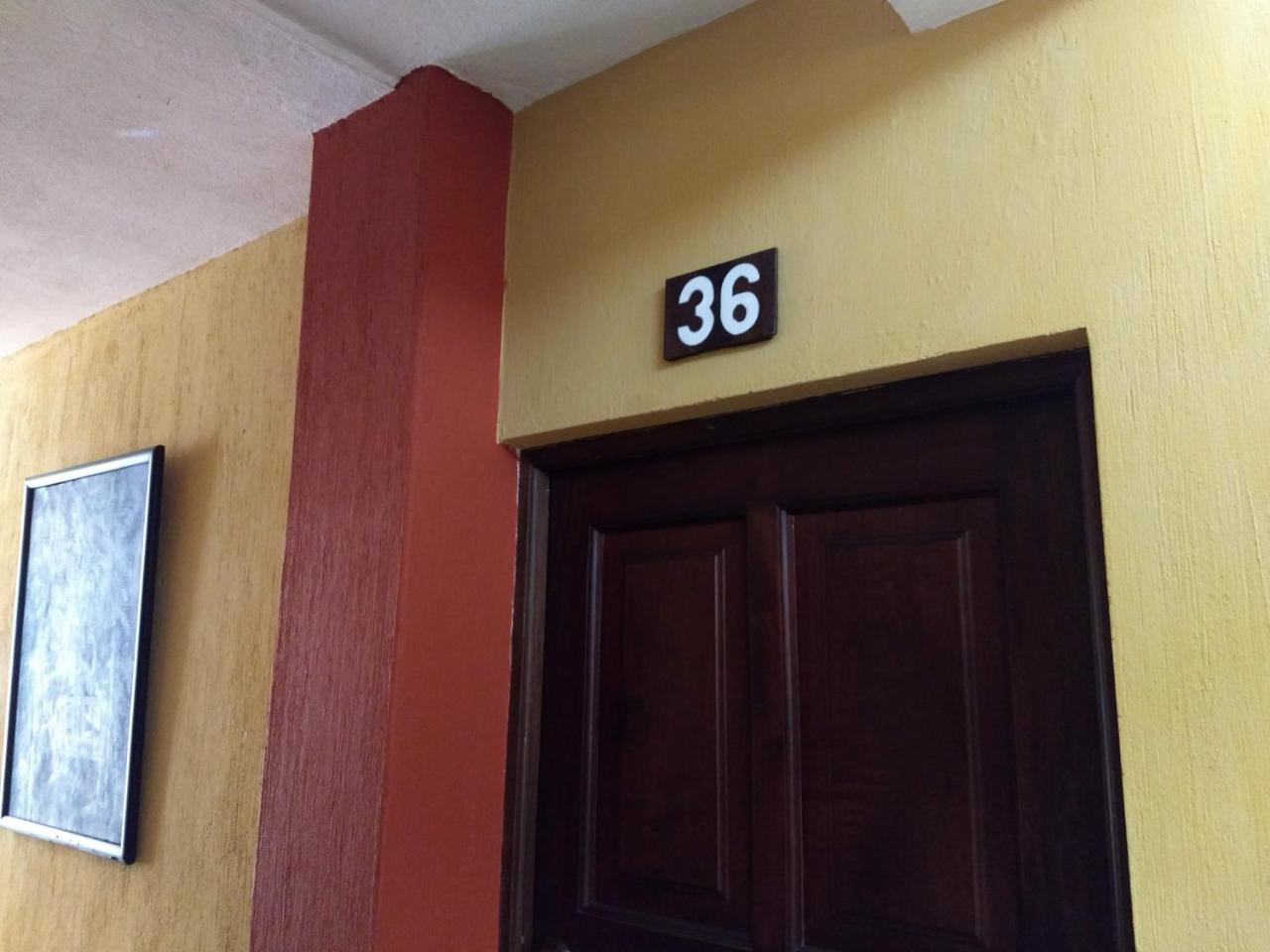 Bed and Breakfast Give House Гватемала Экстерьер фото